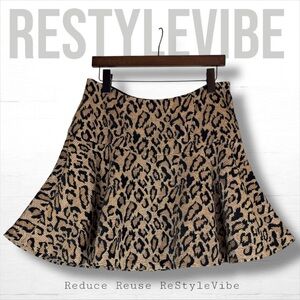 FREE PEOPLE Women’s Size 10 Skirt Mini Length Skater Style Leopard Print
